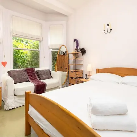 Guestready - Lovely House With Garden In * ダブリン