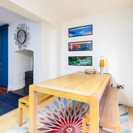 Guestready - Lovely House With Garden In بيت للعطل *
